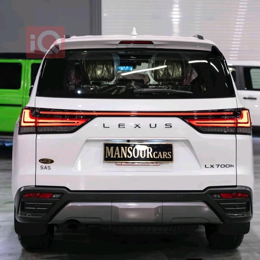 Lexus LX